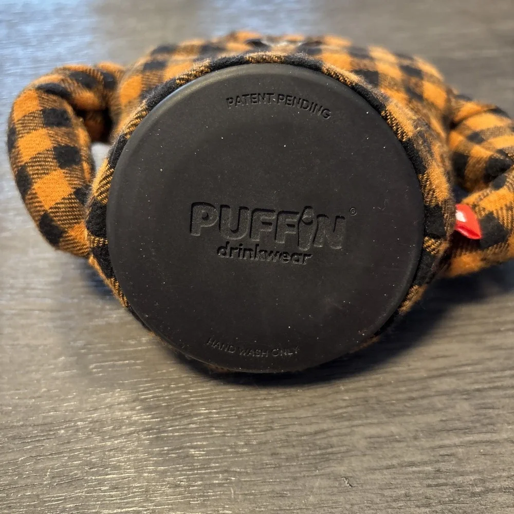 Puffin Drinkwear Beverage Jacket Lumberjack Brown Plaid Flannel Insulated Holder